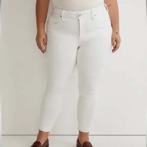Madewell Plus Size 9&quot; Mid-Rise Skinny Crop Jeans in Pure White 14W
