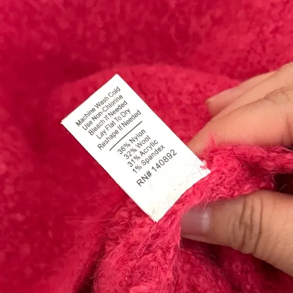 Marine Layer Teddy Eyelash V-Neck Wool Blend Sweater Raspberry Pink Size Small