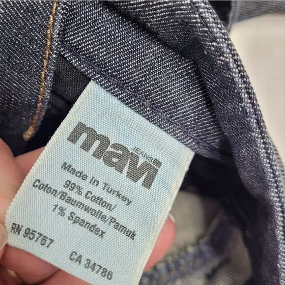 MAVI jeans dark wash Dawn wide leg mid rise raw hem 27