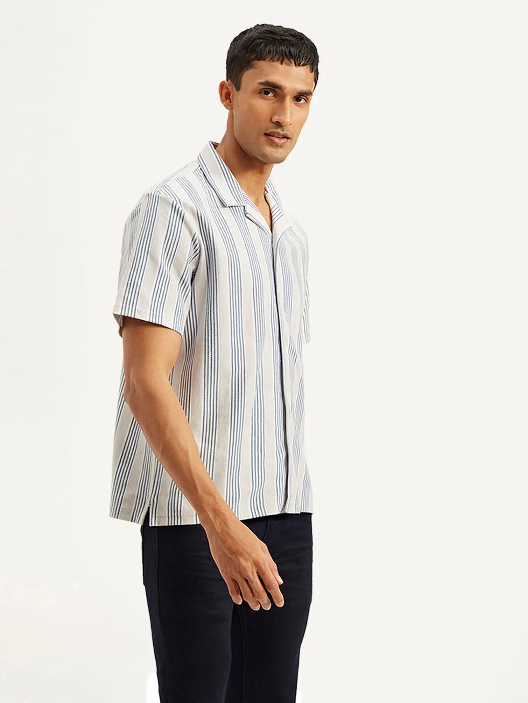 Men's Resort Collar Striped Relaxed Fit Camp Shirt