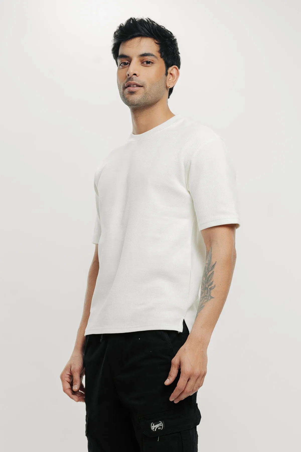 Men's Textured Crew Neck T-Shirt