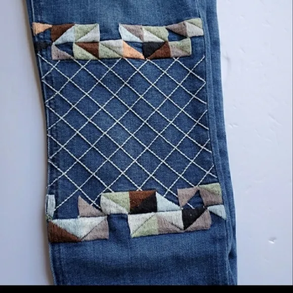 Miss Me Vintage Jeans Size 28