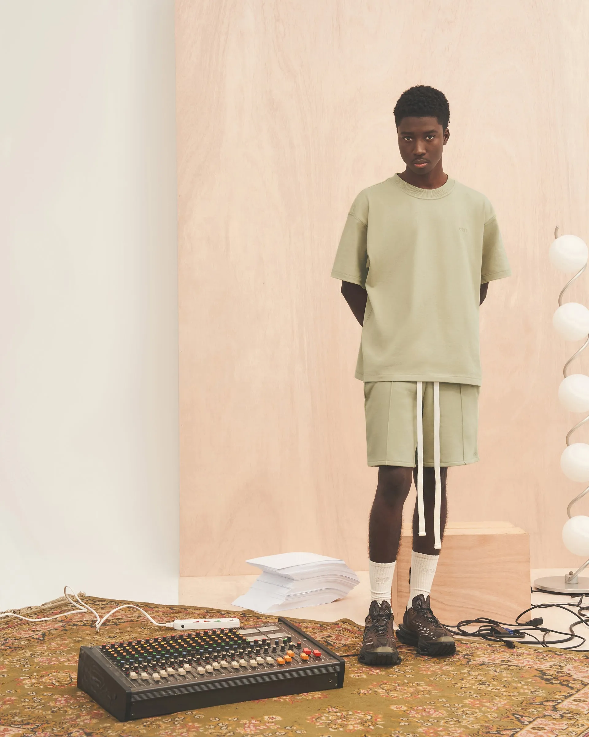 NEUTRALS Sweat Shorts - Olive