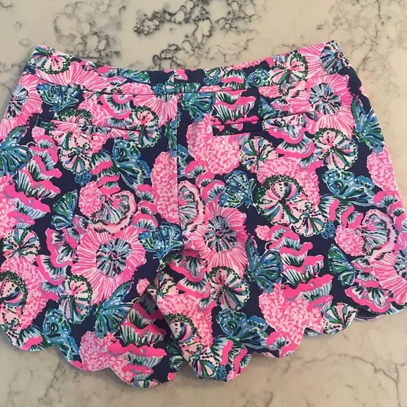 New Lilly Pulitzer NWT Buttercup 5” Knit Shorts Shroom With A View $74 Size 4