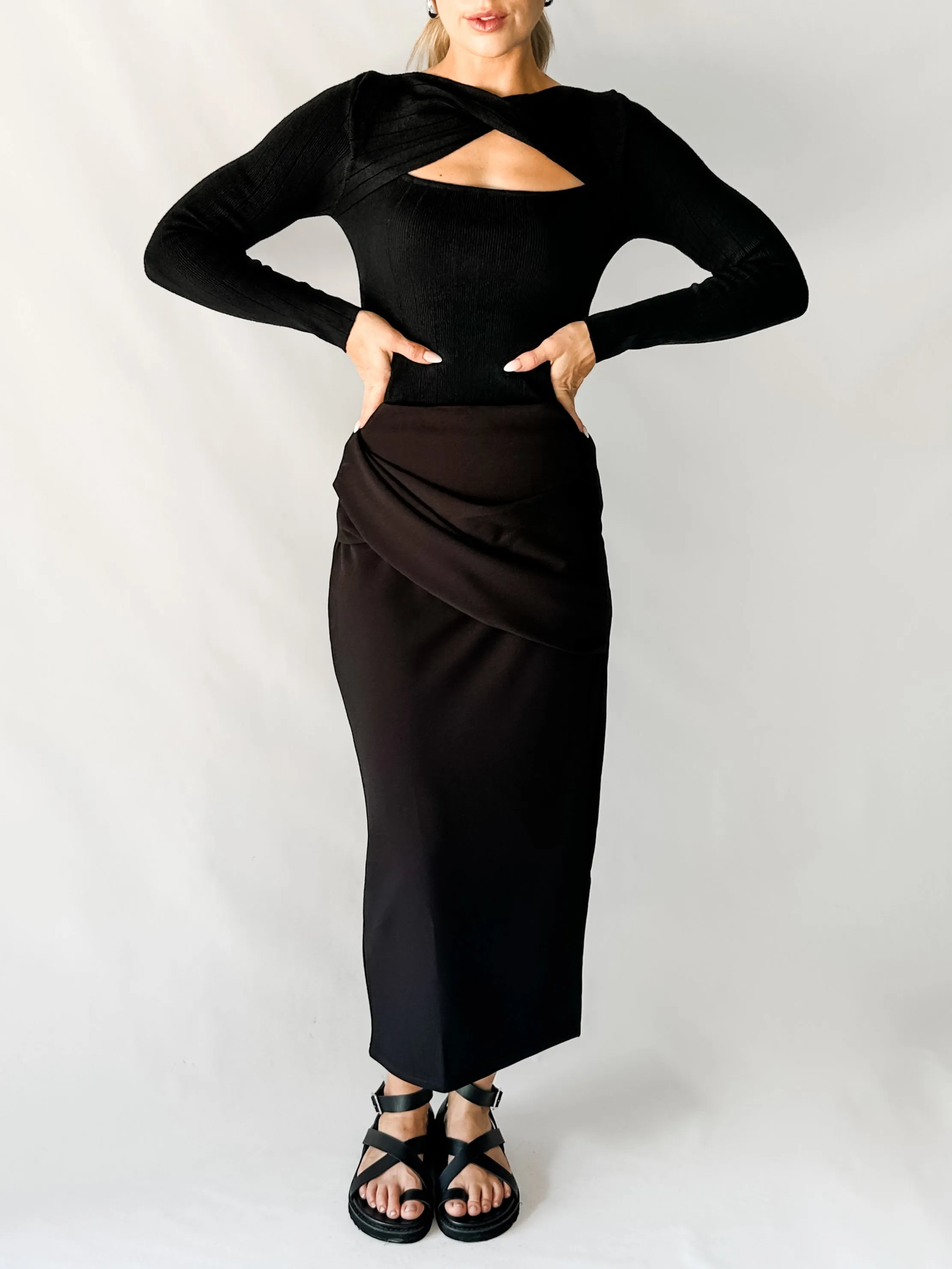 NICKI KNIT - BLACK