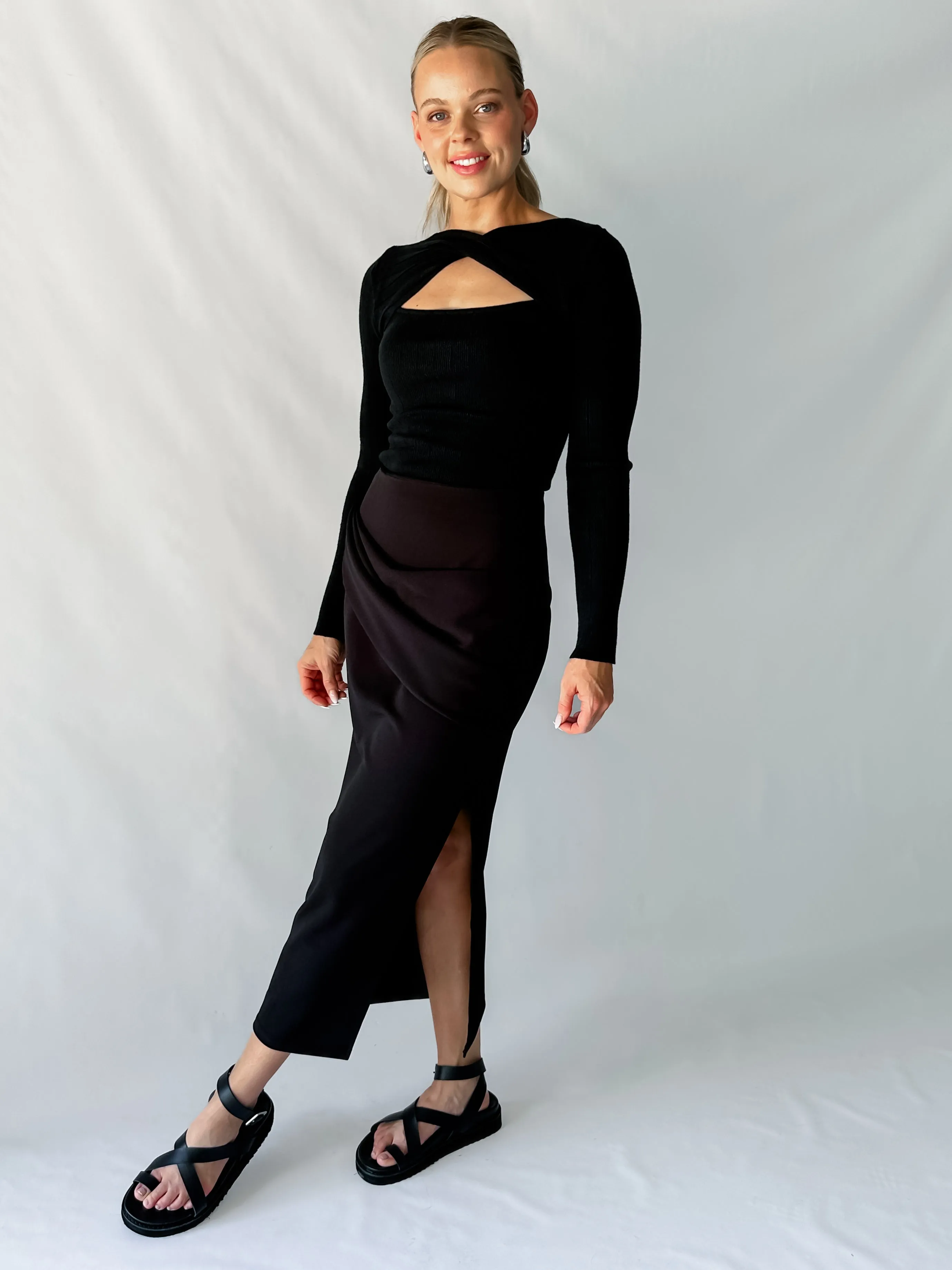 NICKI KNIT - BLACK