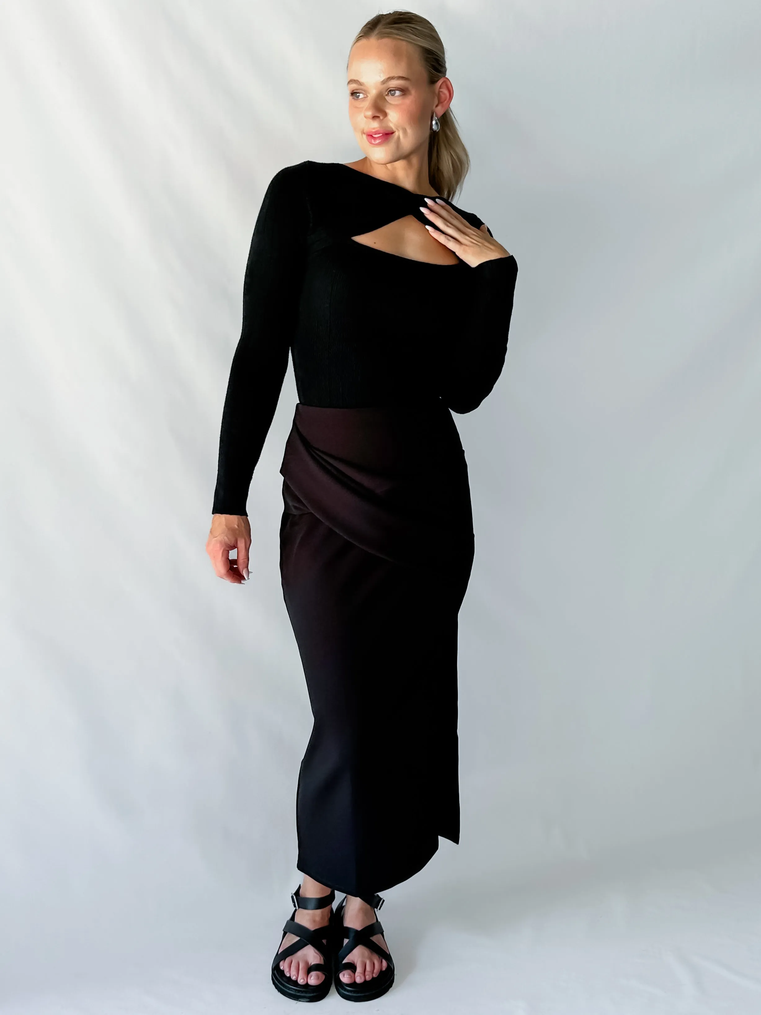 NICKI KNIT - BLACK