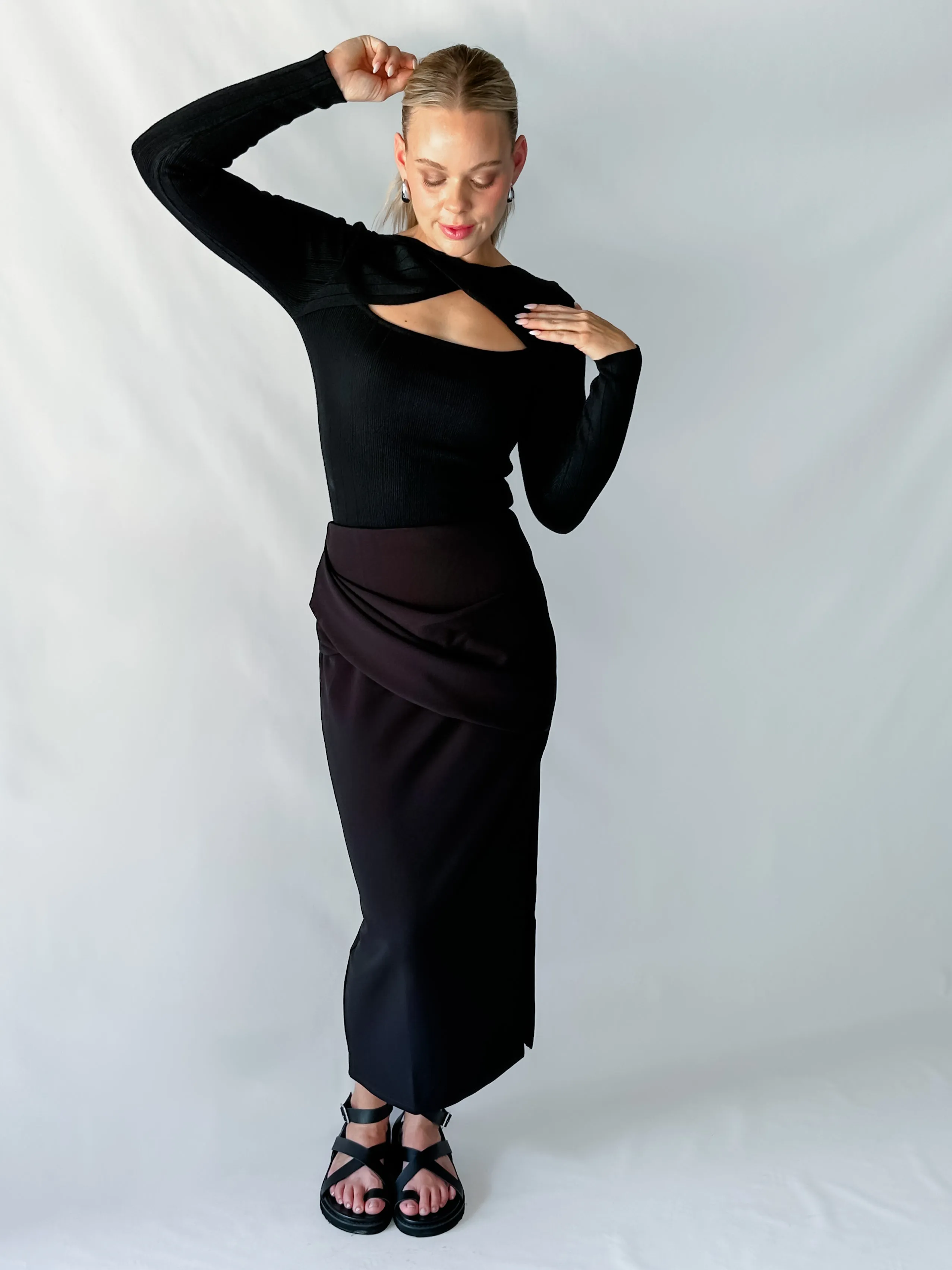 NICKI KNIT - BLACK