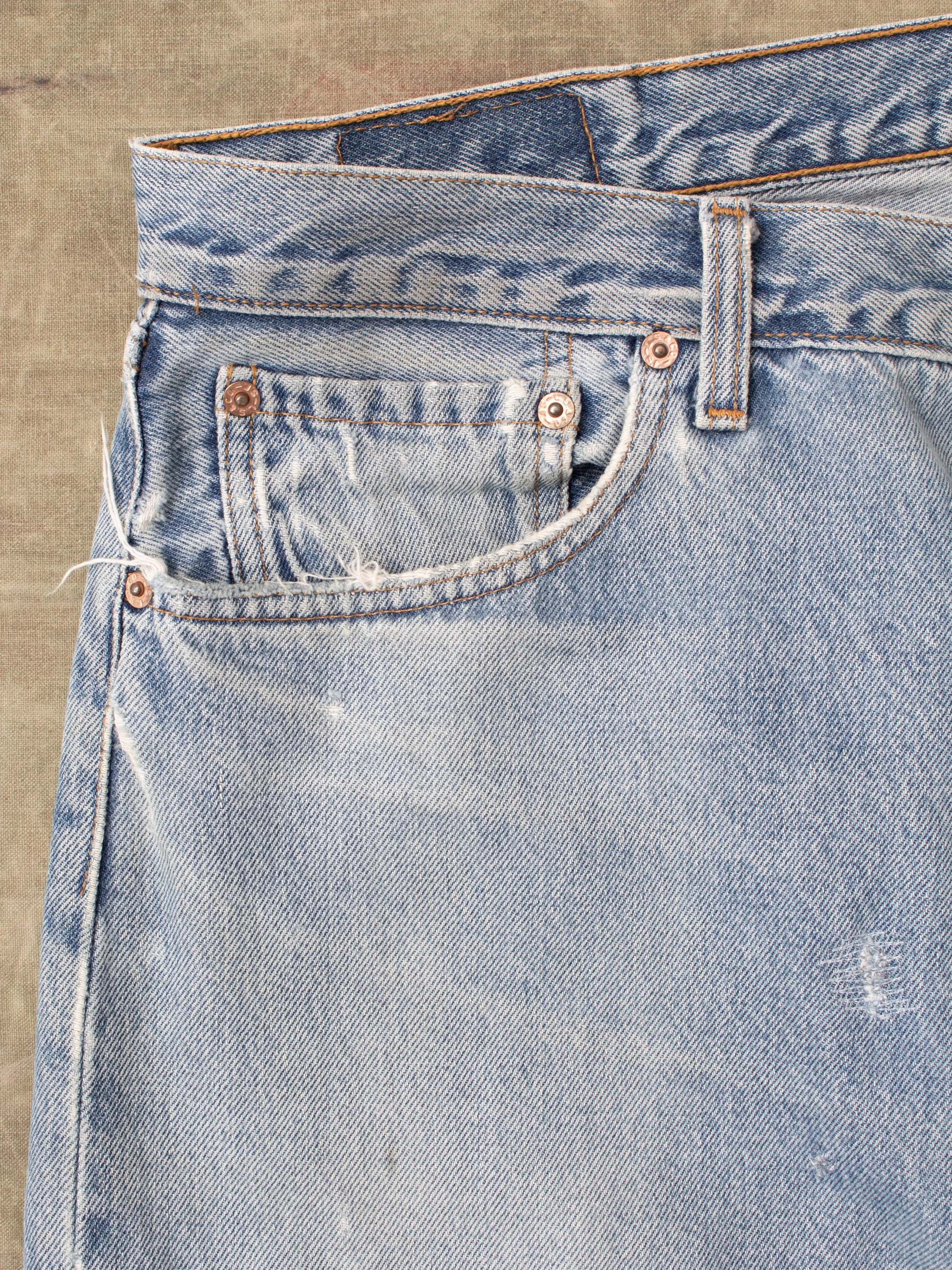 No. 47 Vintage 90's Made in USA Levi's 501 Jeans W38