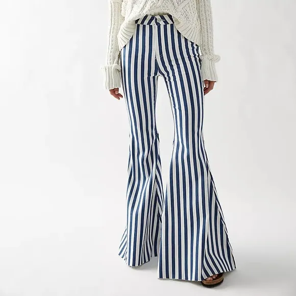 NWOT Free People Just Float On Printed Flare Jeans in Navy Hampton Stripe Z571