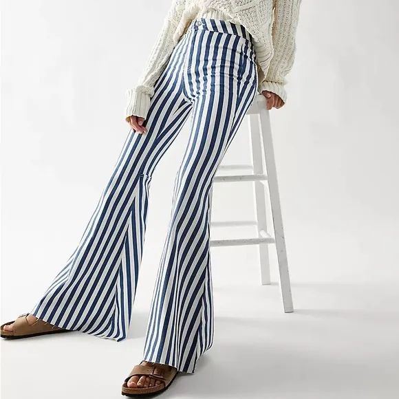 NWOT Free People Just Float On Printed Flare Jeans in Navy Hampton Stripe Z571
