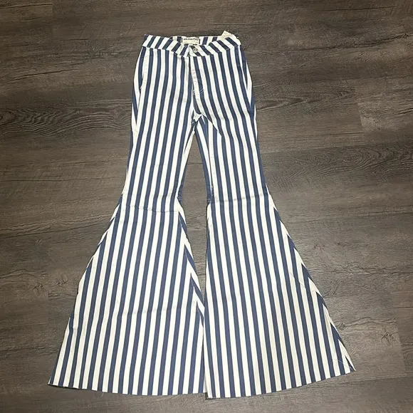 NWOT Free People Just Float On Printed Flare Jeans in Navy Hampton Stripe Z571