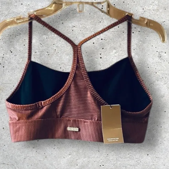 NWT Alala Raya Ribbed Sports Bra