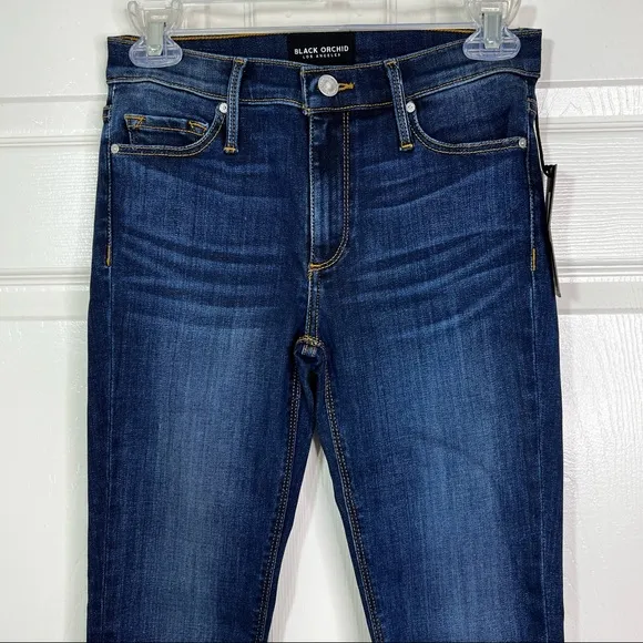 NWT Black Orchid Women’s Noah Ankle Fray Skinny Jeans in Whip It Size 26