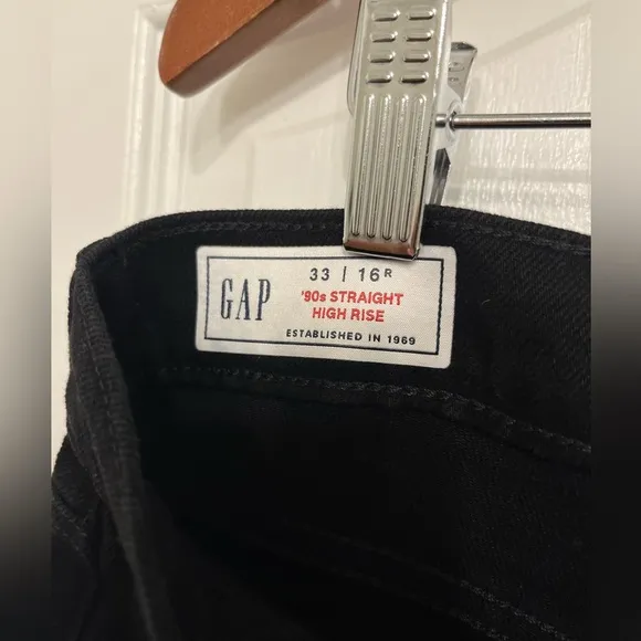 NWT **Gap** 90s Straight High-Rise Jeans