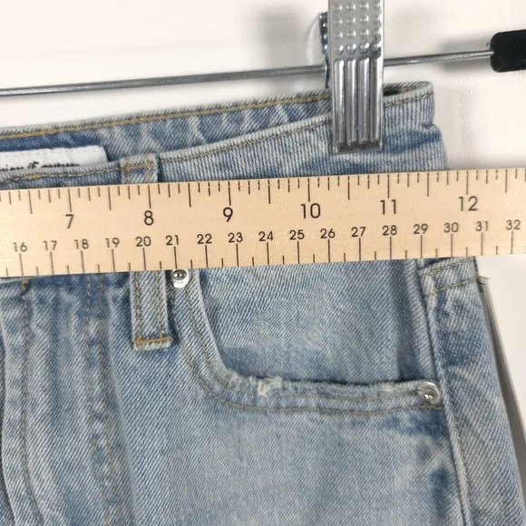 NWT Juicy Couture LUNITA St JC513-WOLGLIGHT WASH Cargo Jeans Frayed Hem Size 24