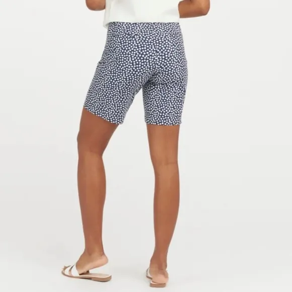 NWT Spanx Sunshine Shorts, 10&quot; Bermuda in Navy Painted Dots