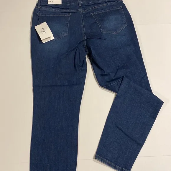 NYDJ SZ 10 Medium Wash Blue Skinny Denim Jeans New D31