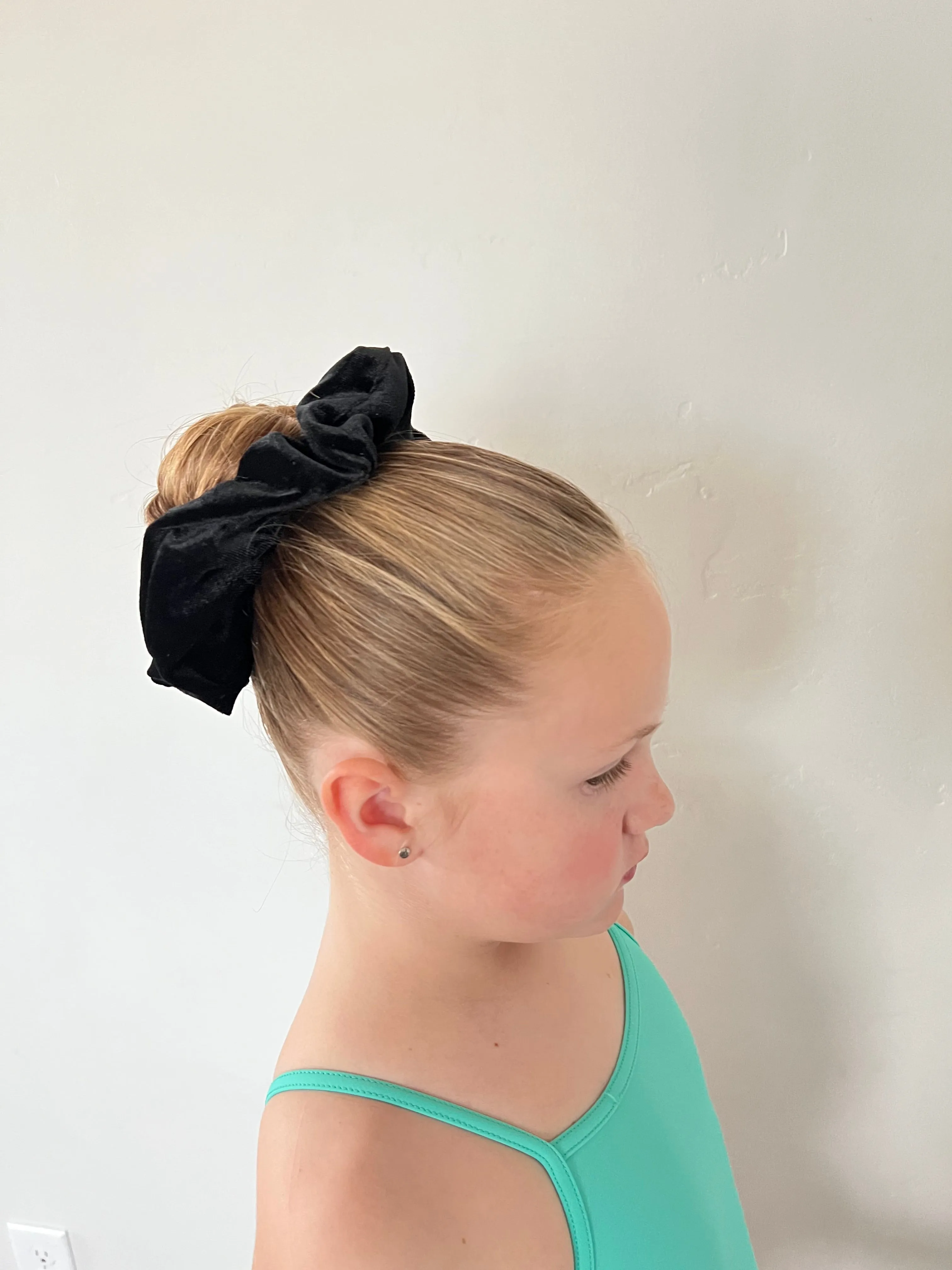 Oversized Velvet Scrunchie