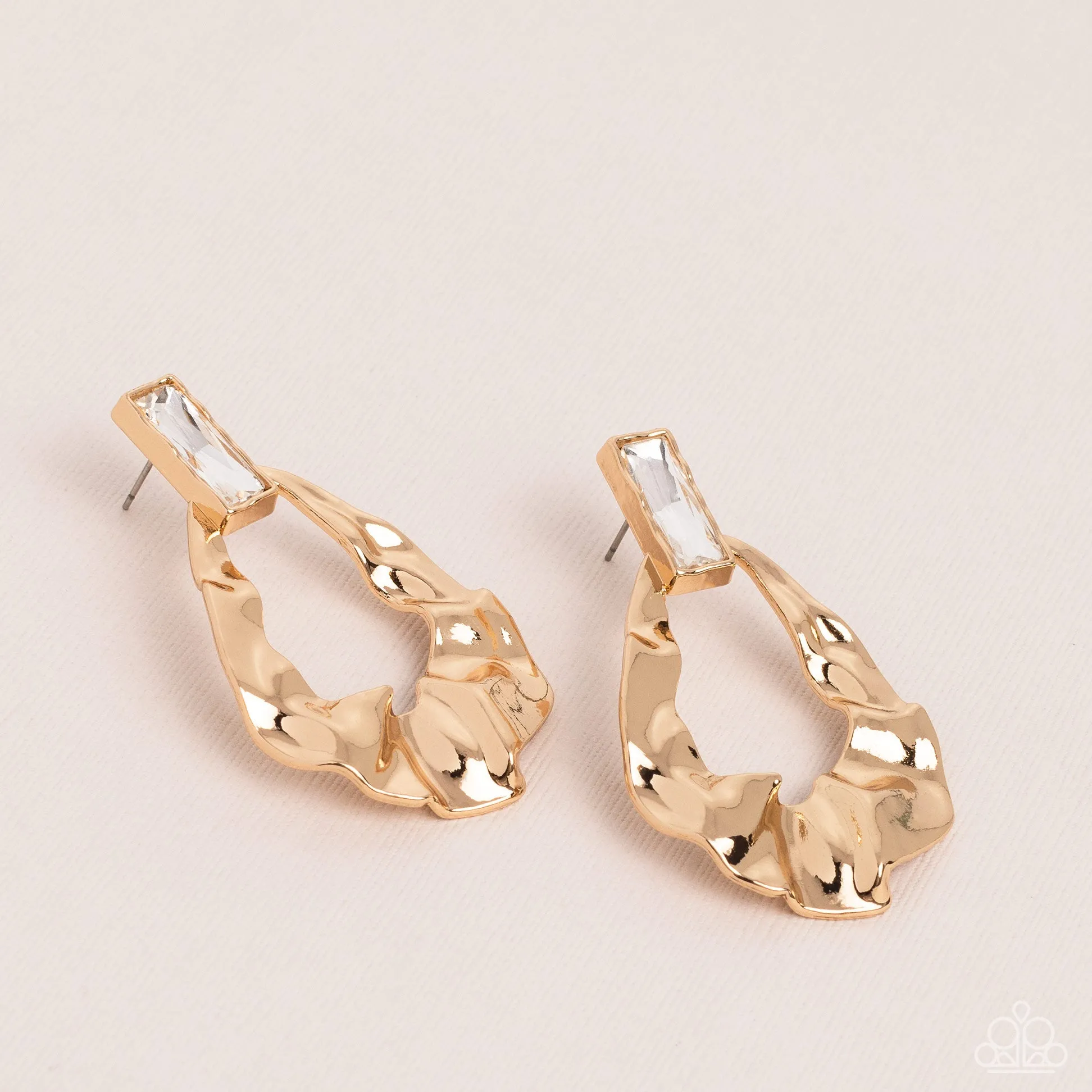 Paparazzi Metro Meltdown - Gold Earrings
