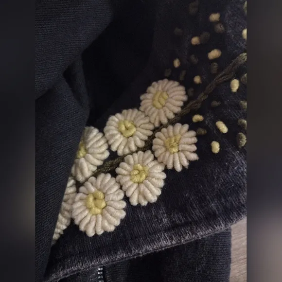 Rare Rising International Floral Embroidered Moto Black Jacket Vintage