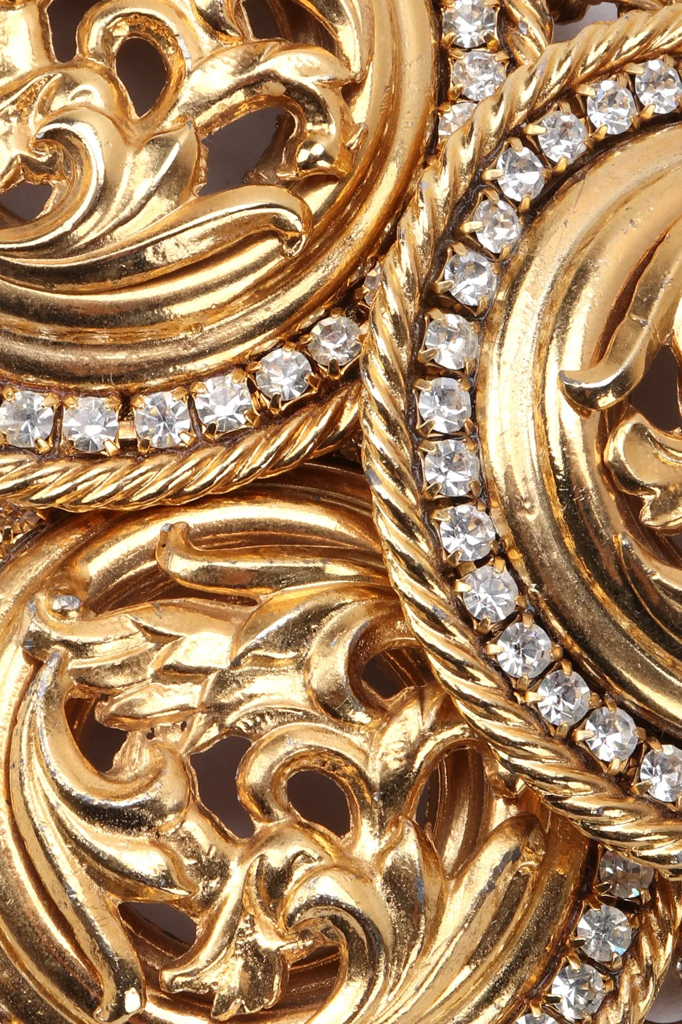 Round Metal Rhinestone Bracelet
