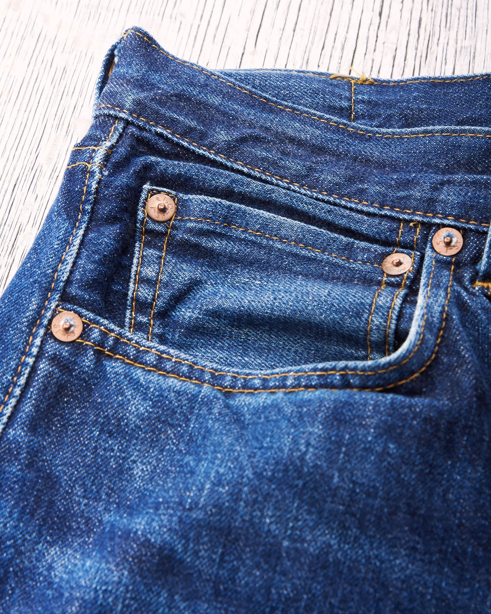 Second Hand LVC Made in USA 1947 501XX Jeans W 33 / L 36