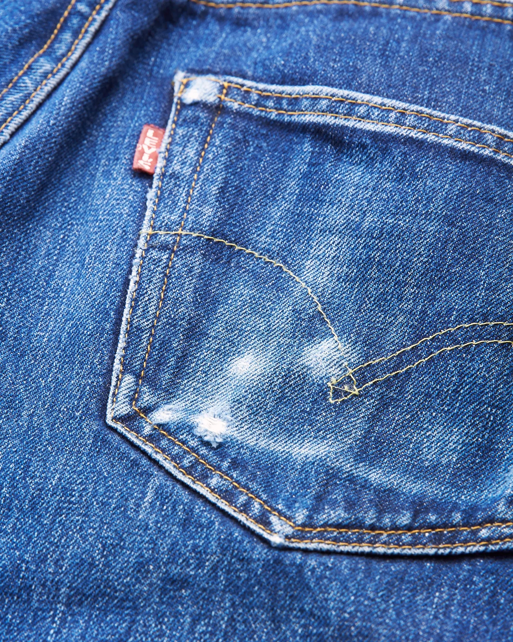 Second Hand LVC Made in USA 1947 501XX Jeans W 33 / L 36