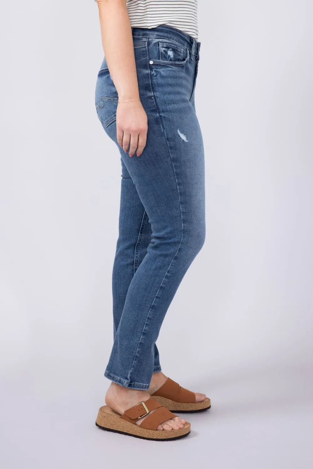 Silver Jeans Avery Straight High Rise Jeans for Women | L94443EAE286
