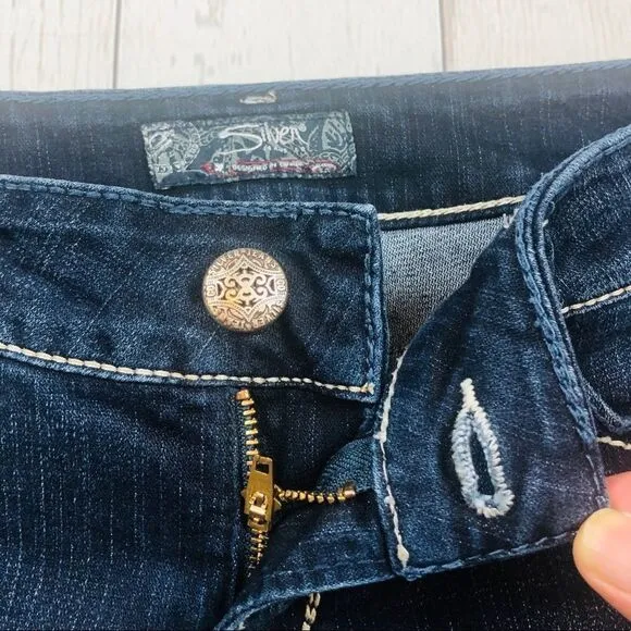 Silver Suki Bermuda Jeans Size 27