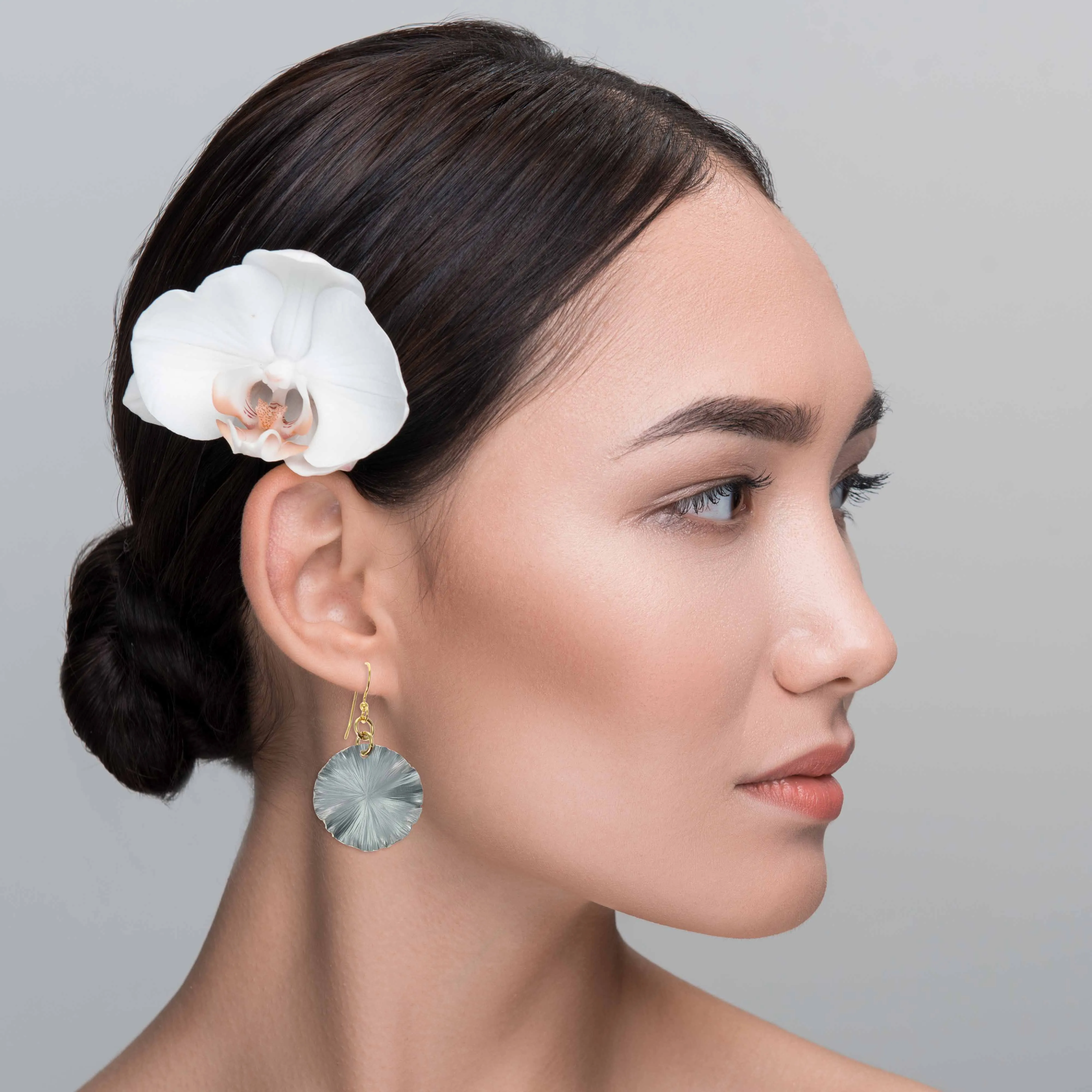 Small Pewter Gray Anodized Lily Pad Leaf Drop Earrings