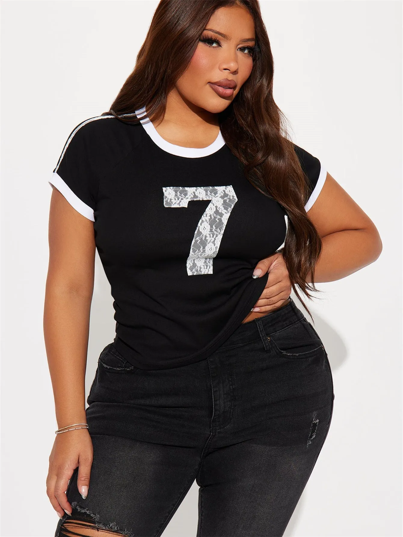 Sporty Chic Number Print Slim Fit Short Sleeve Tee