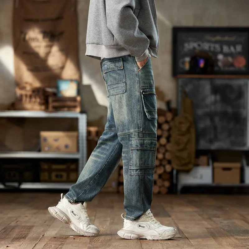 Stylish Loose-Fit Cargo Jeans with Zipper Pockets