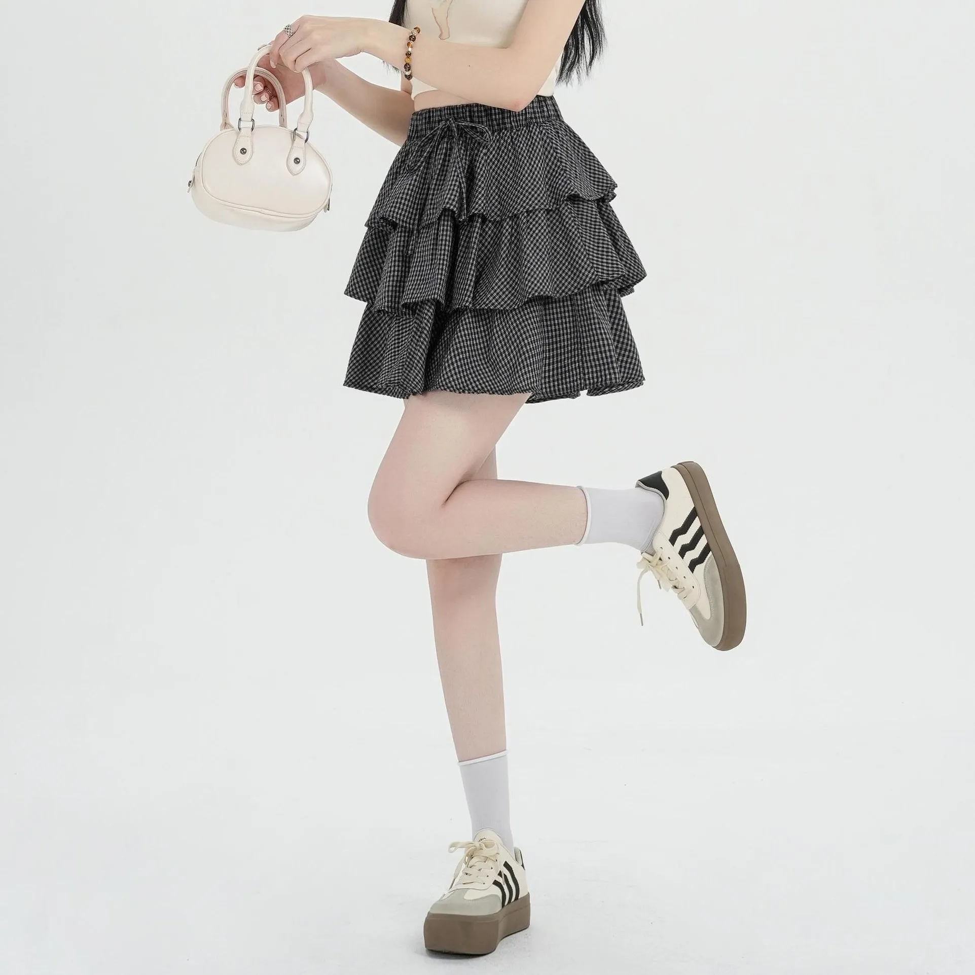 Sweet and Chic A-Line Tiered Hem Floral Skirt