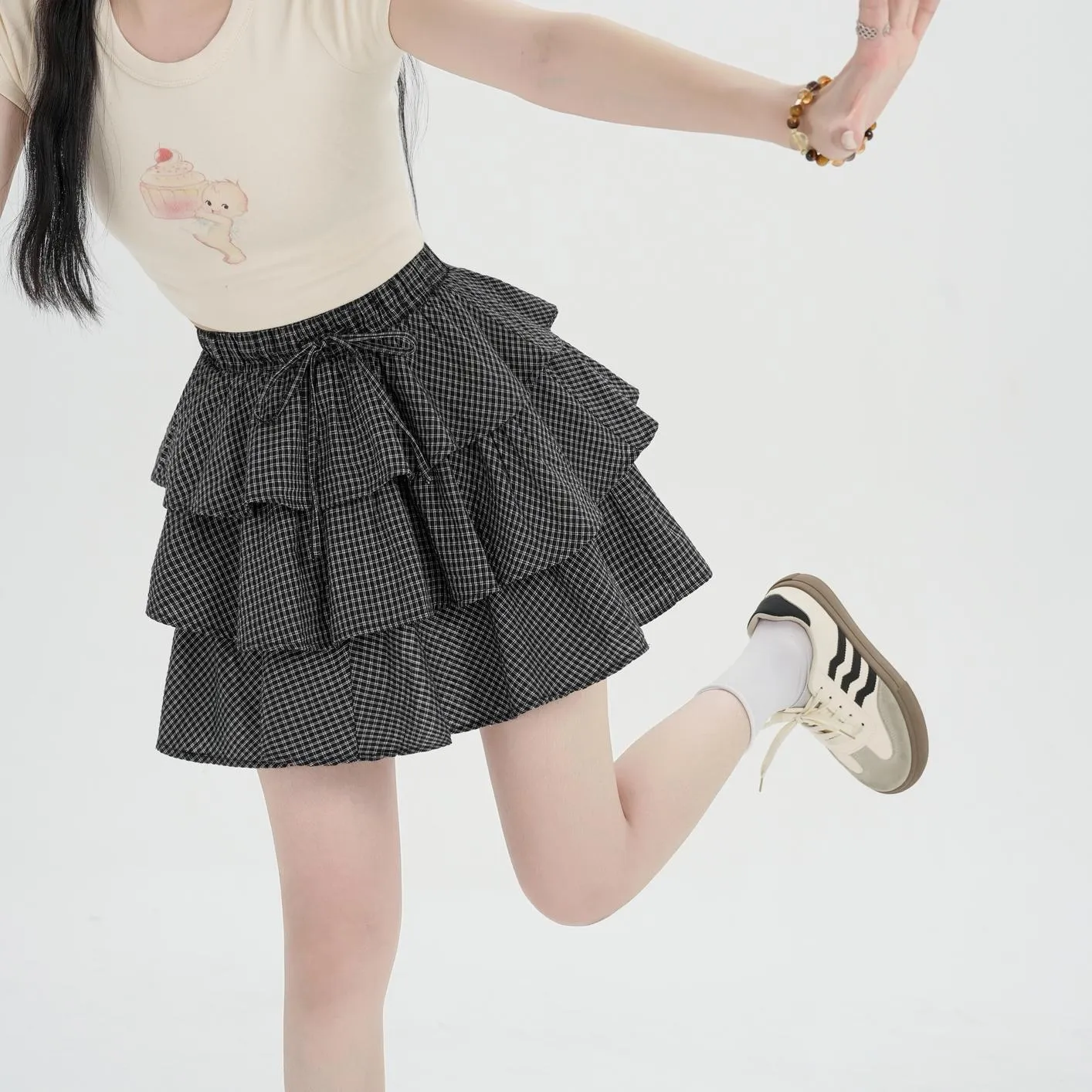Sweet and Chic A-Line Tiered Hem Floral Skirt