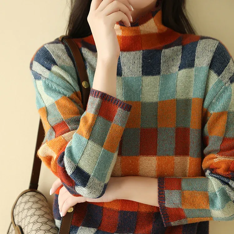 Tallulah - Cozy Geometric Sweater