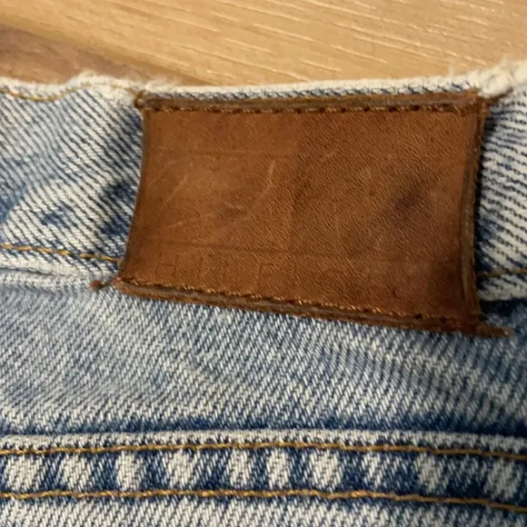 Tommy Hilfiger womens jeans size 6P distressed flare high waisted vintage