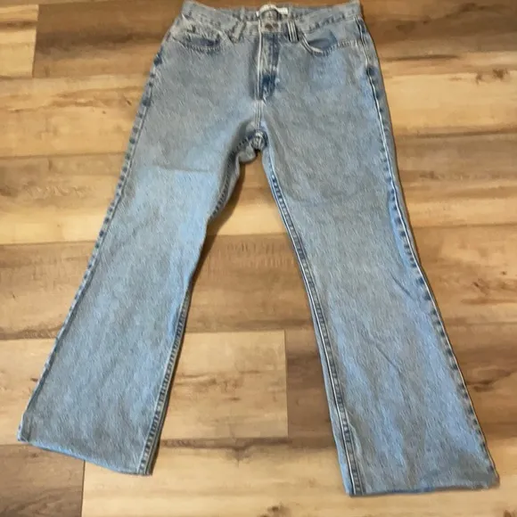 Tommy Hilfiger womens jeans size 6P distressed flare high waisted vintage