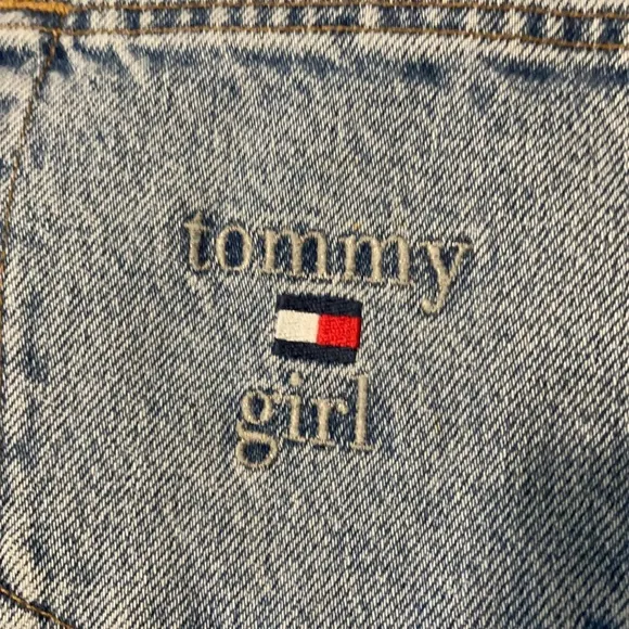 Tommy Hilfiger womens jeans size 6P distressed flare high waisted vintage
