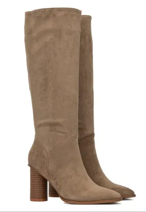 Torgeis Women's Suede Leather Treasure Tan Camel Knee High Pull-On Boots – Size 8.5