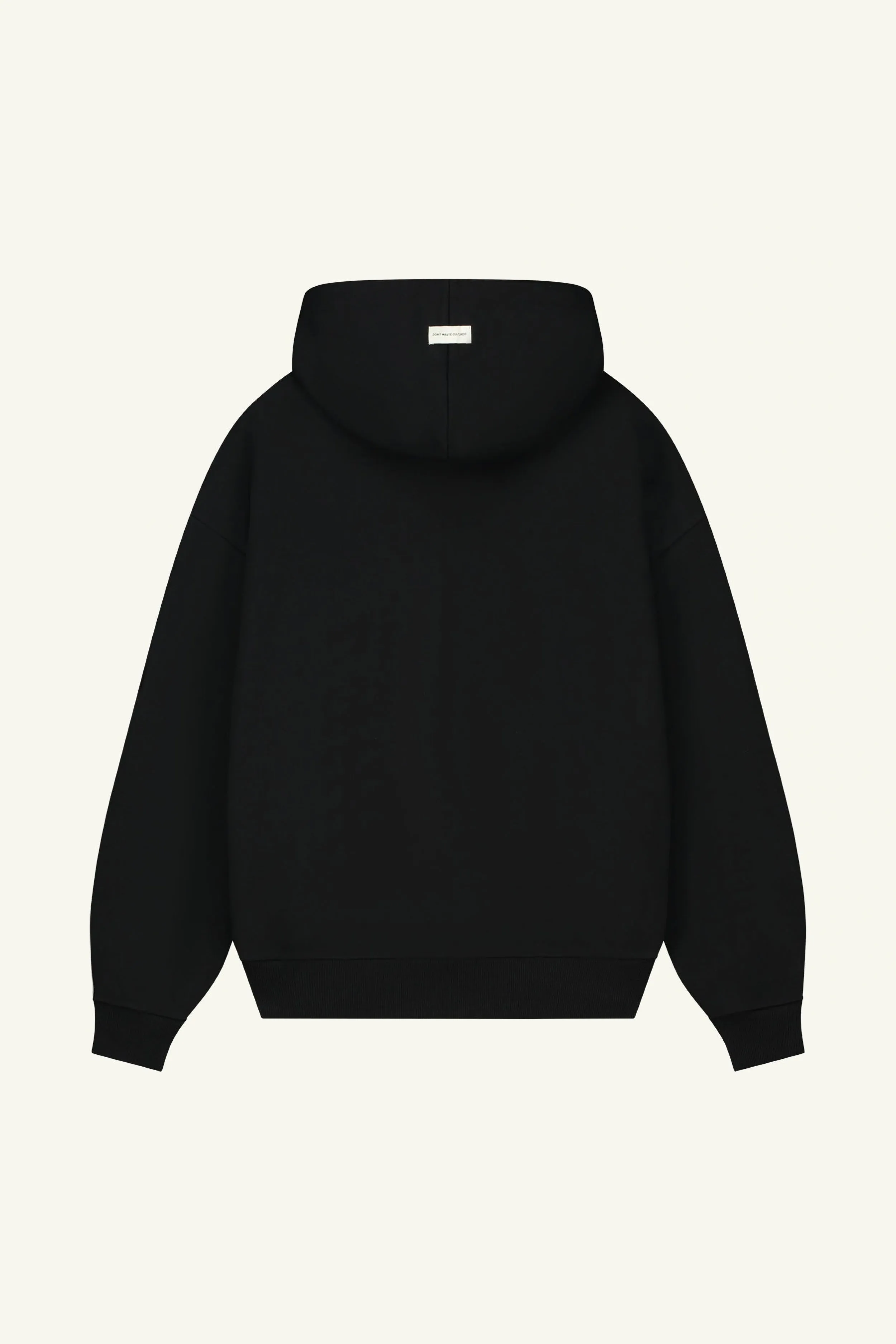 Uri | Black
