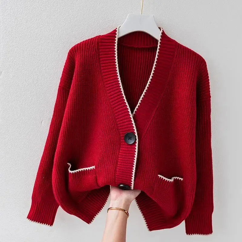 Vienna | Chic Button Cardigan