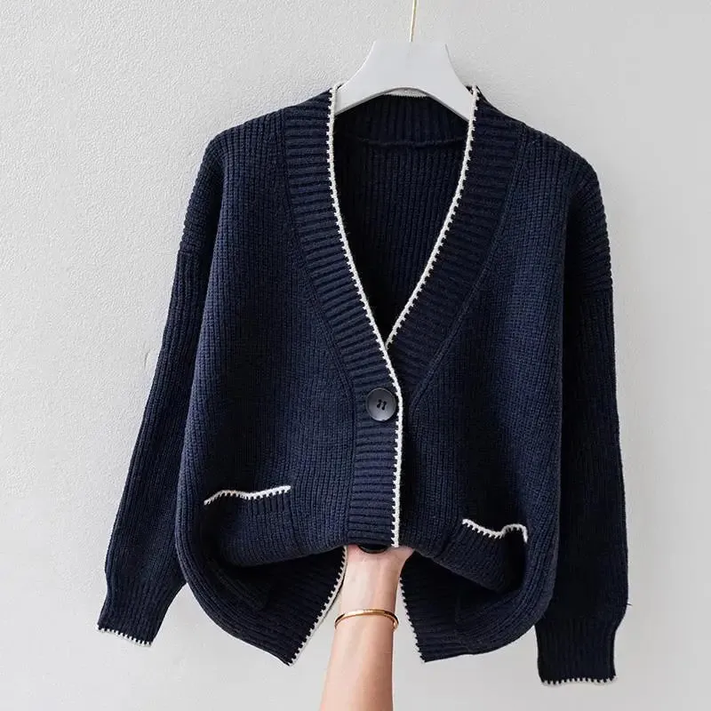Vienna | Chic Button Cardigan