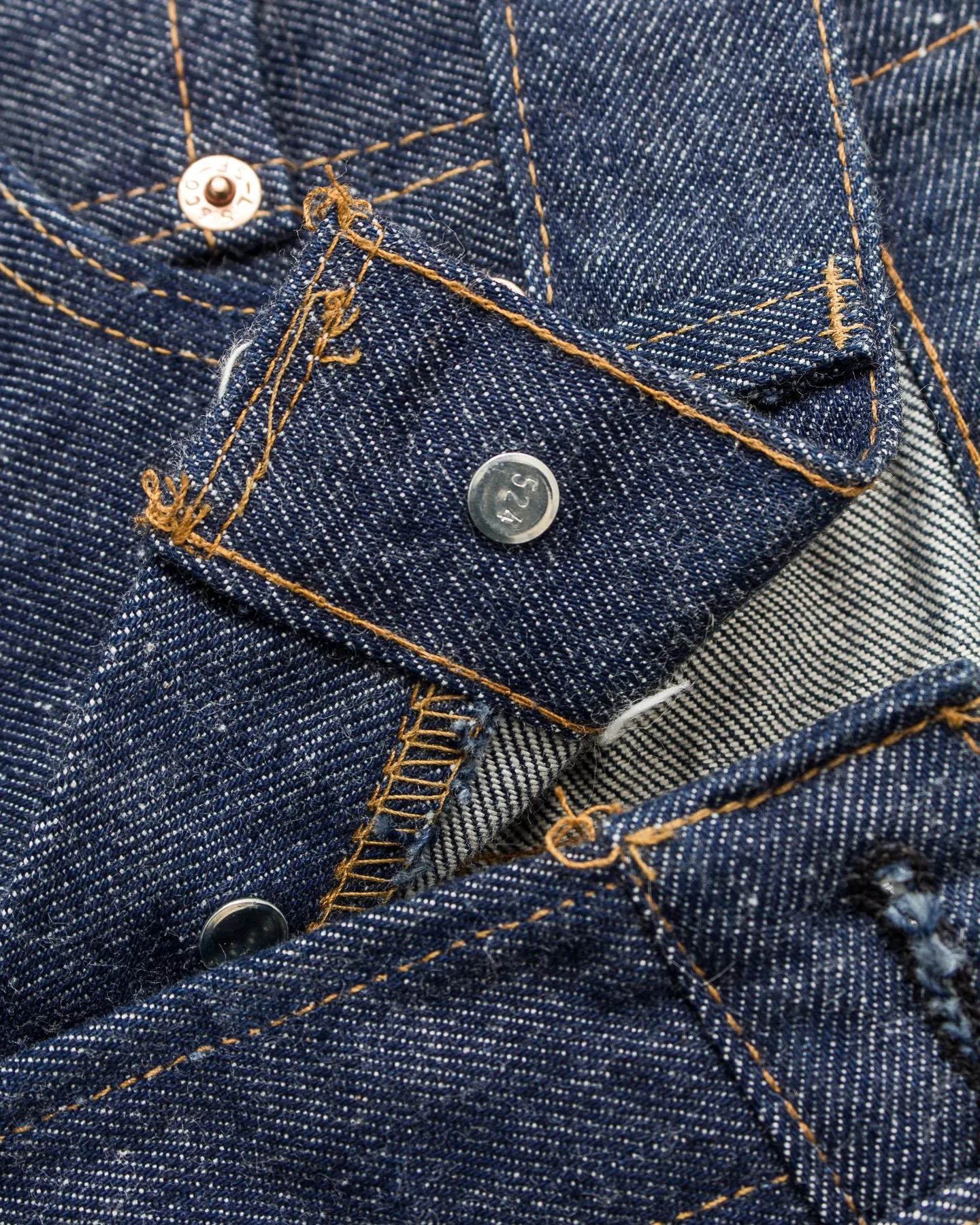 Vintage 1981 Deadstock Levi's 501 Red Line Selvedge Jeans W 28 / L 33