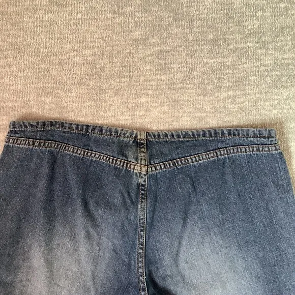 Vintage Bubblegum Flare Jeans with Lace-Up Detail Sz. Jr. 11