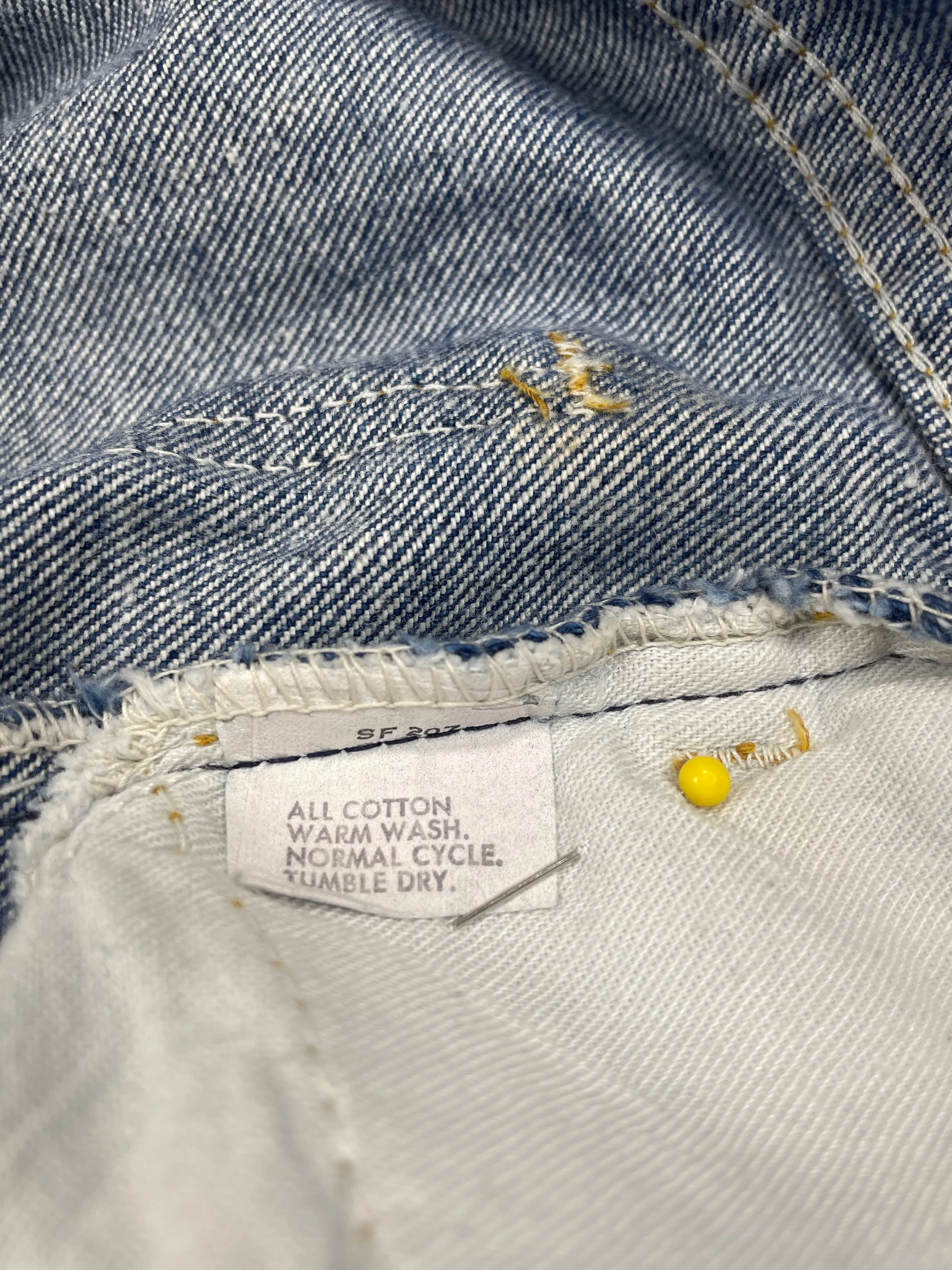 Vintage Levi 646 Talon 42 Bell Bottom Denim Jeans (JYJ-0246)