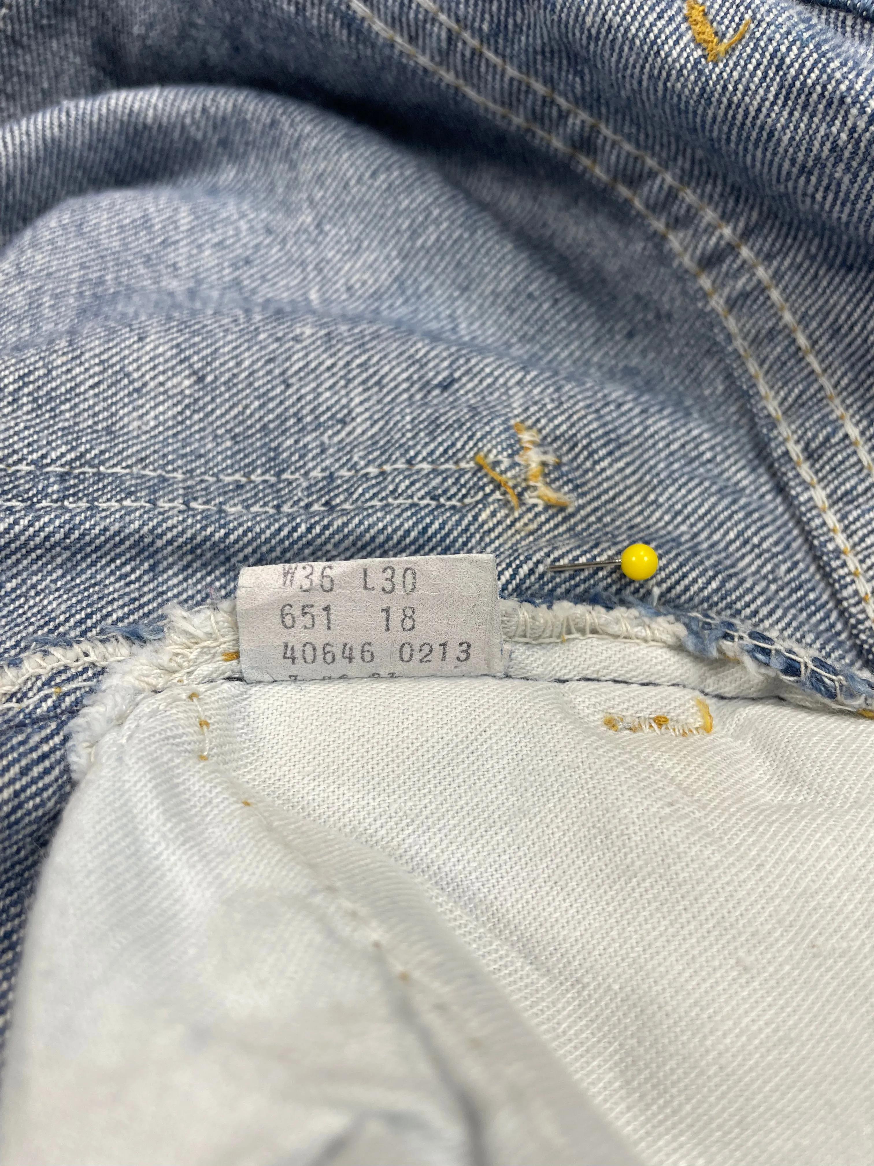 Vintage Levi 646 Talon 42 Bell Bottom Denim Jeans (JYJ-0246)