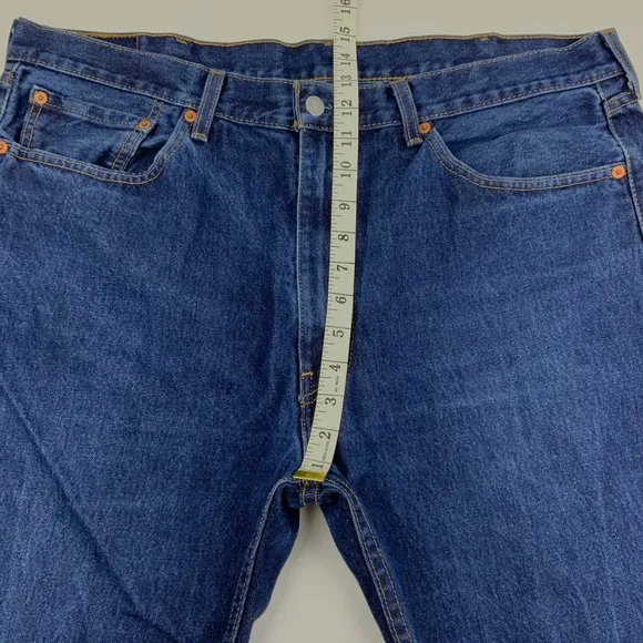 Vintage Levi’s 505 High Waist wedgie fit Jeans