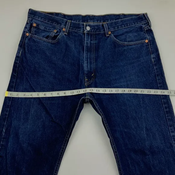 Vintage Levi’s 505 High Waist wedgie fit Jeans