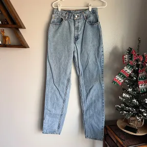 Vintage Levi's 550 Relaxed Fit Tapered Leg Jeans